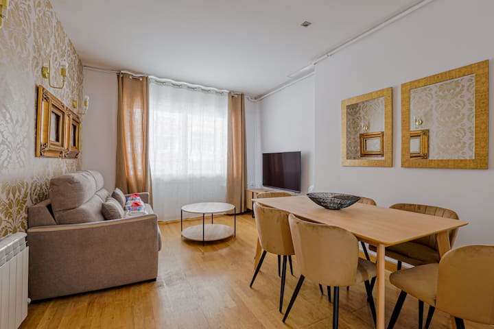 13. Gold Big Apartment - バルセロナ