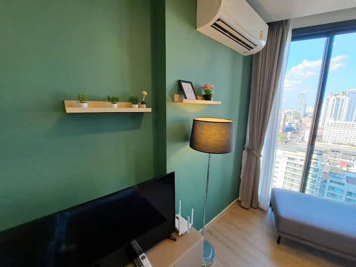 Downtown Chic Condo Rooftop Pool #En34018 - Pattaya