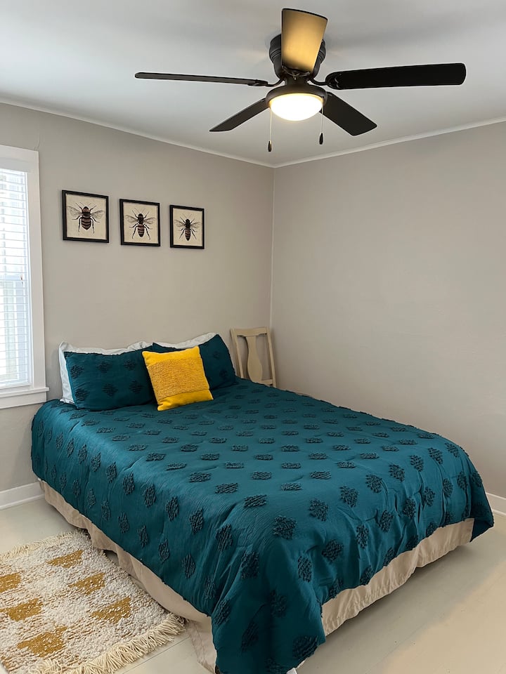 חדר שינה שני.