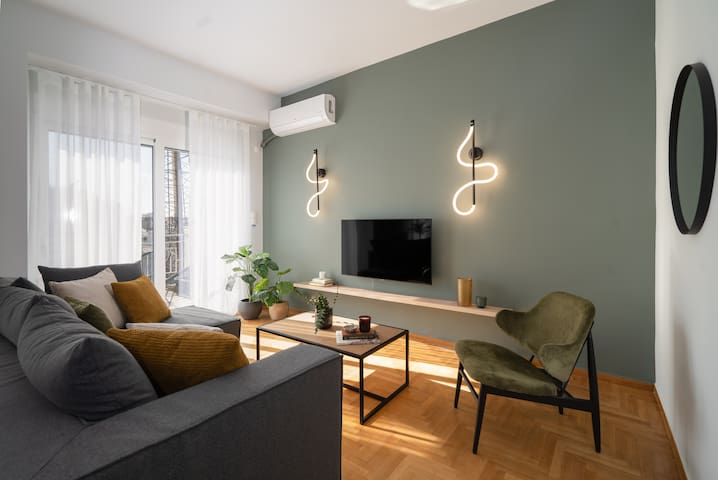 Trendy & Modern Apartment in Athens with Terrace