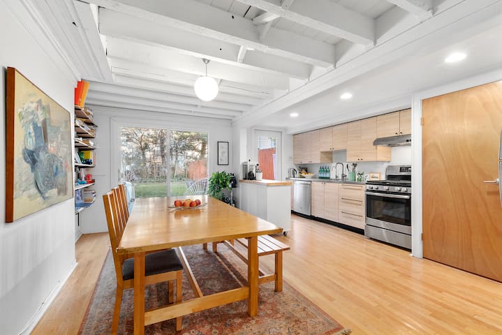 Brooklyn Garden Loft