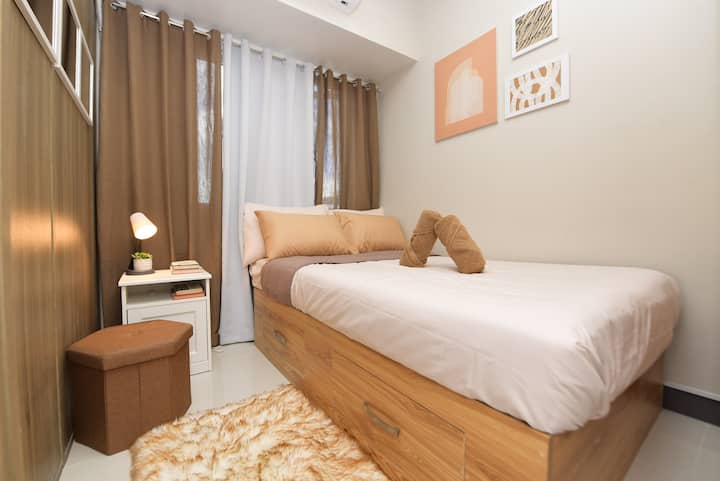 Condo In Pasay - Manila