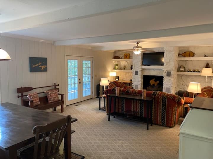 Heber Springs Hideaway - Heber Springs, AR