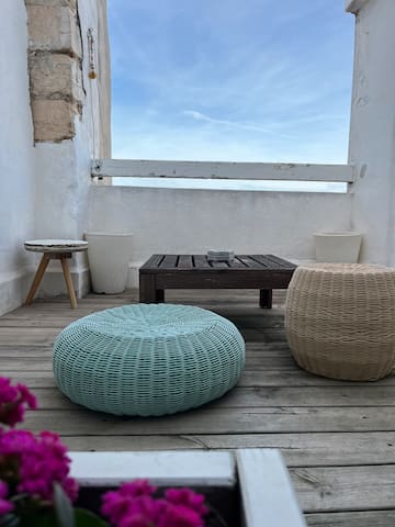 Nicolas Et Mirka managed Airbnb listing 3