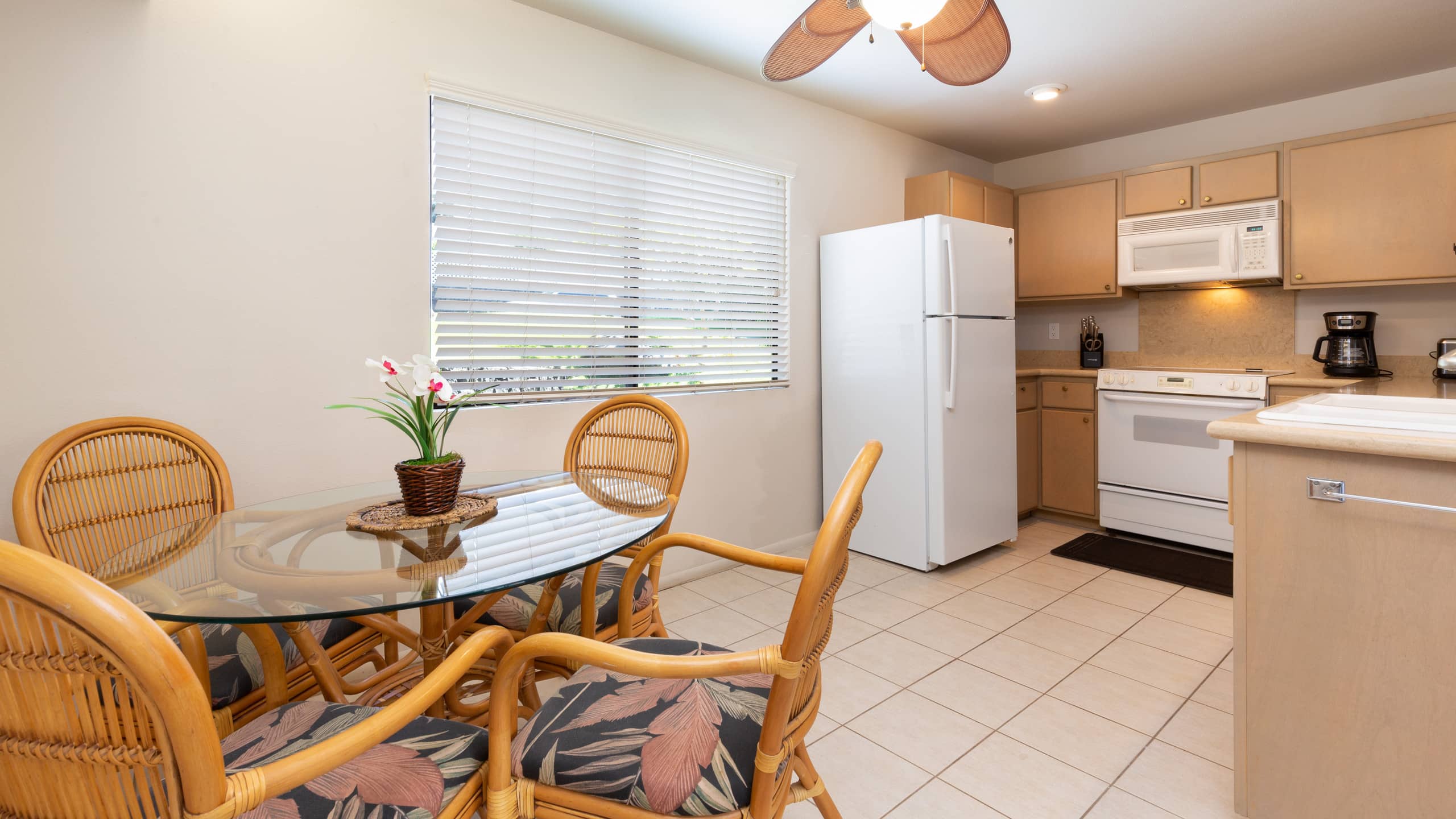 Home in Kailua-Kona · ★4.93 · 5 bedrooms · 7 beds · 4 private baths - Image 16