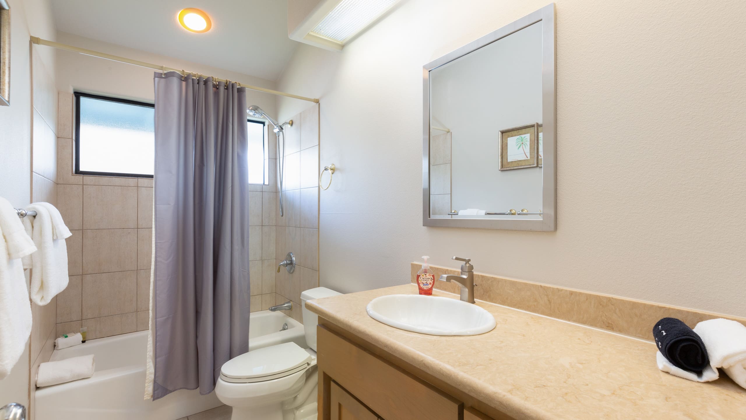Home in Kailua-Kona · ★4.93 · 5 bedrooms · 7 beds · 4 private baths - Image 28