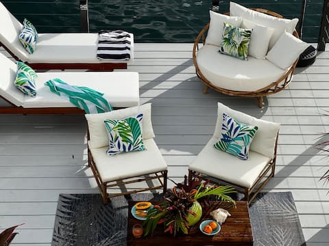 Tropical Waterfront Retreat