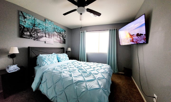 El dormitorio 3 es un tema azul acuático