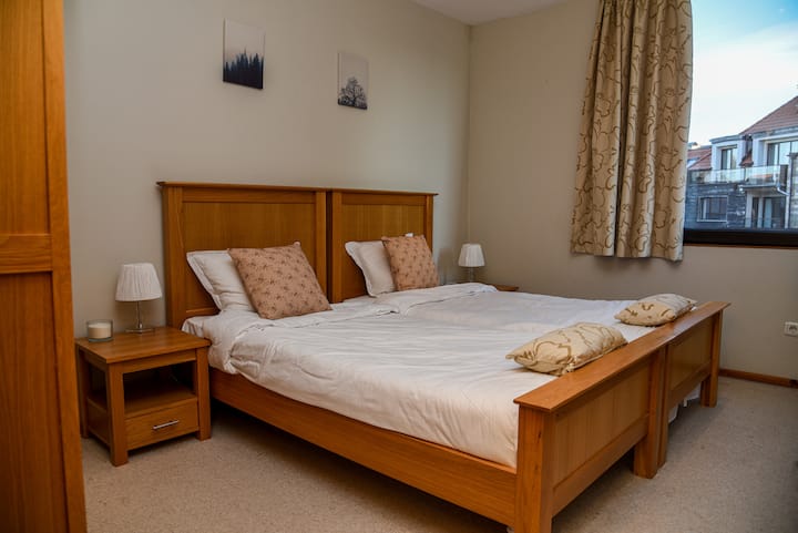 Dvivietis miegamasis antrame aukšte. 