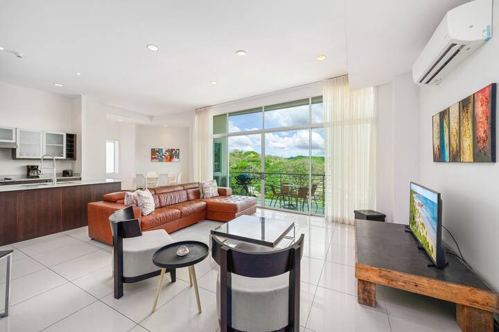 Bright and Modern 3 Bedroom Tamarindo Condo
