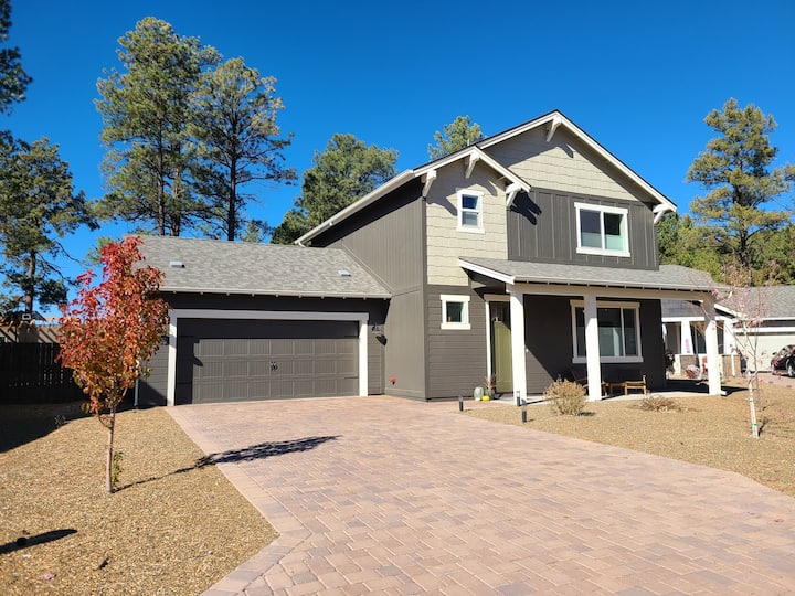 Basecamp In Flagstaff Az, Adults Only - Flagstaff, AZ