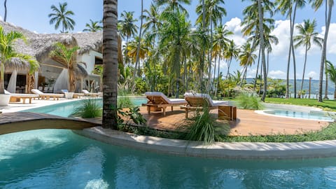 Beach Villa Poupone at Playa Bonita