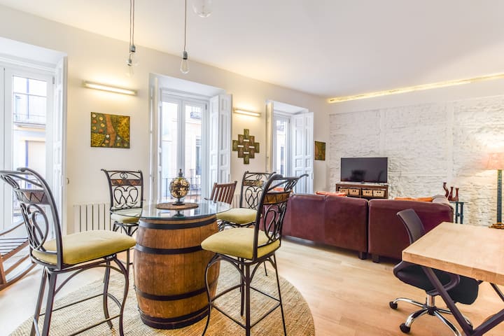 MyHouseSpain – Encantador piso en Malasaña