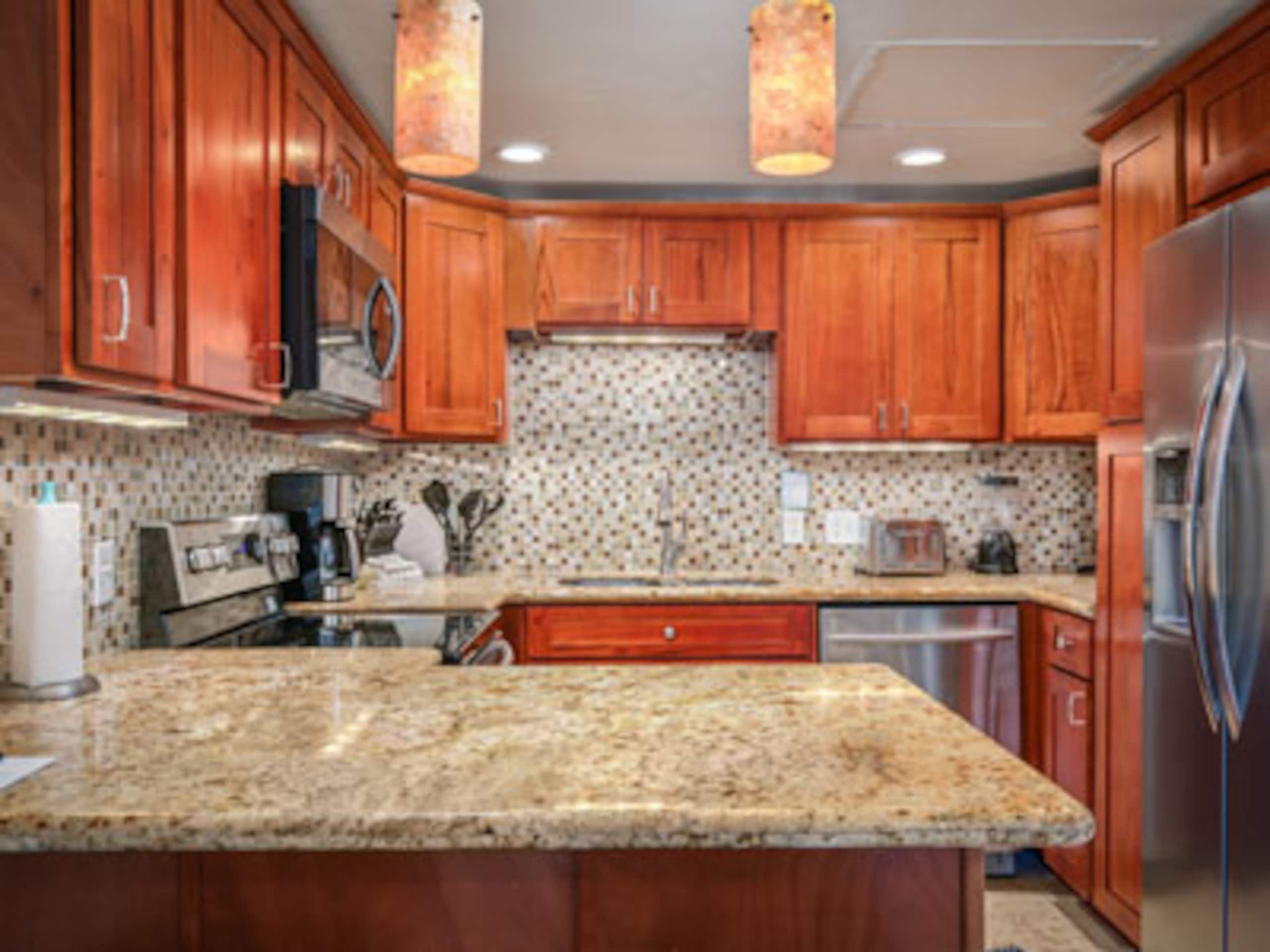 Royal Sea Cliff Unit #306 Garden View 2BD/2BA - Image 6
