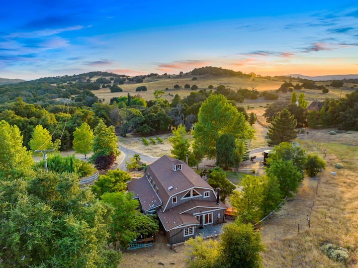 The Barn at Pine Hills Barns for Rent in Julian, California, United