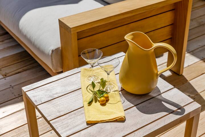 Coastal Cool – Pool & Tennis Court gallery image 3