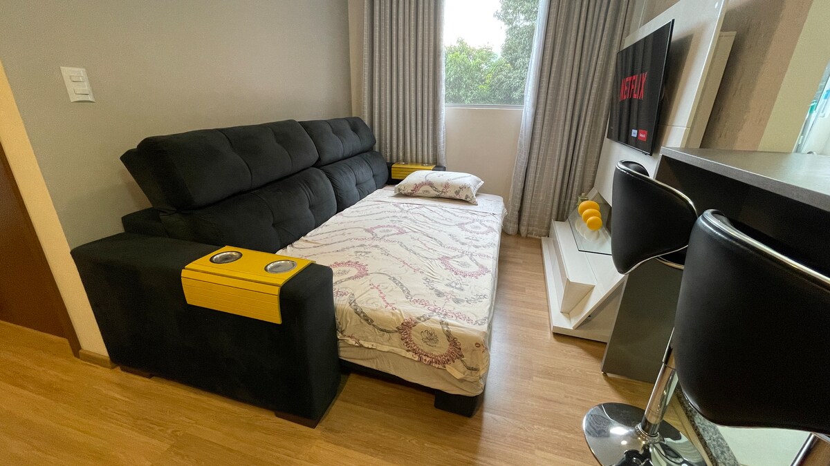 Anúncio popular: Complete apartment, cozy and with garage em Maringá