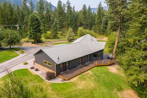 Blackfoot River House