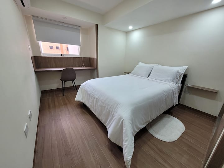 ห้องนอนที่สองพร้อมเตียงคู่