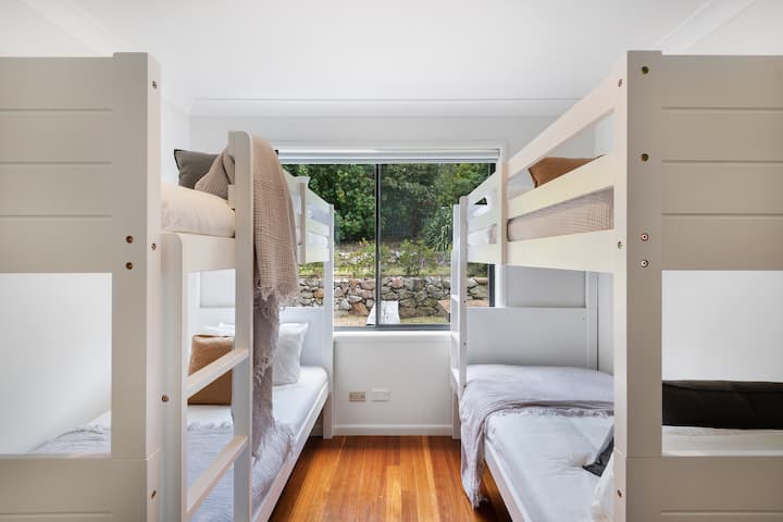 Chambre avec lits superposés