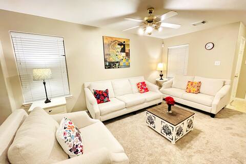 Spacious 3BR Home | Rosenberg | Monthly Discount |