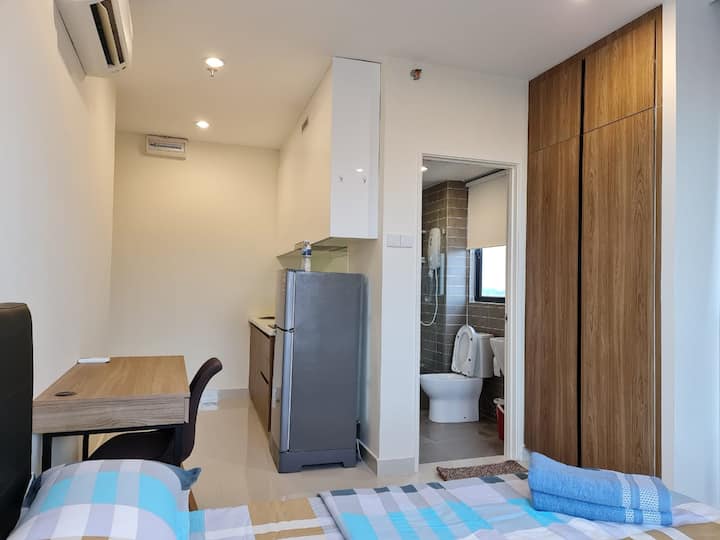 Cozy Suite 1 @Kozi Square Near General Hospital - Sarawak
