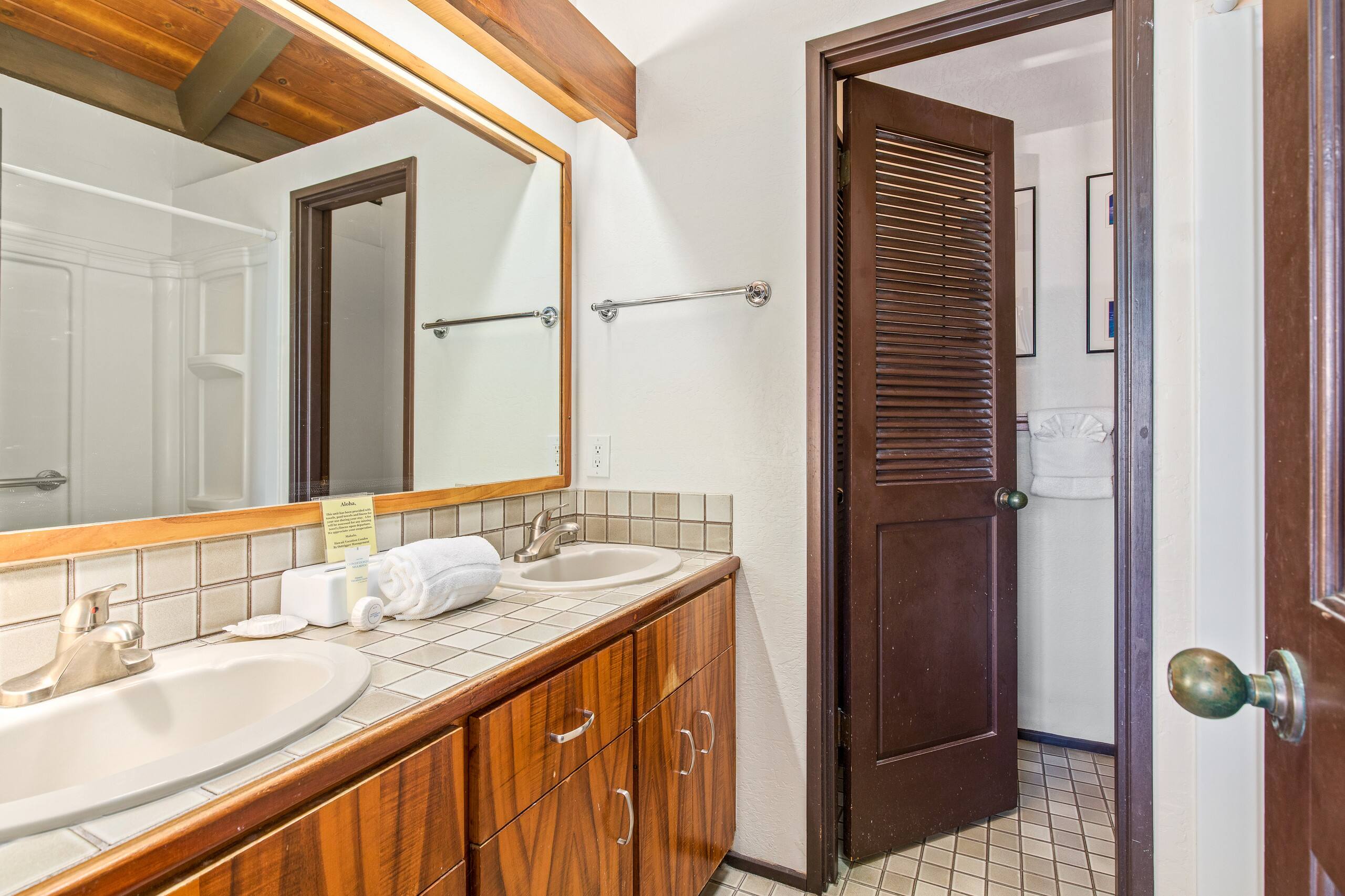 Kanaloa at Kona Partial Ocean View 2BD/2BA - Image 9