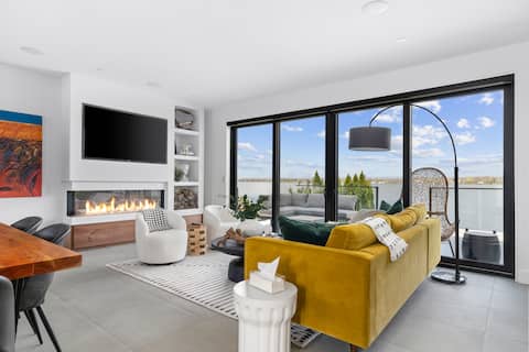 Spectacular Waterfront Home in PEC