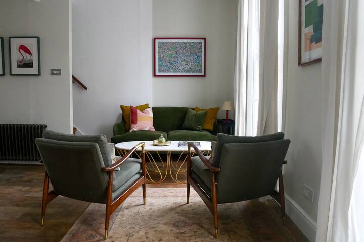 Modern 3 Bed flat in Marylebone gallery image 2