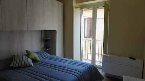 {Historic View} La Fara Apartment