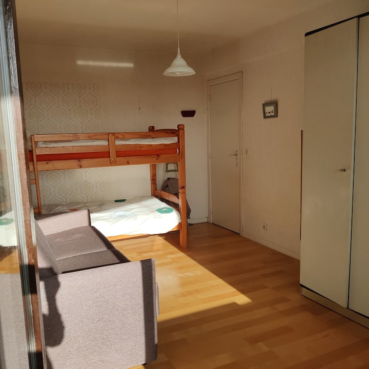 segundo dormitorio con sofá cama (1,4 metros grandes)