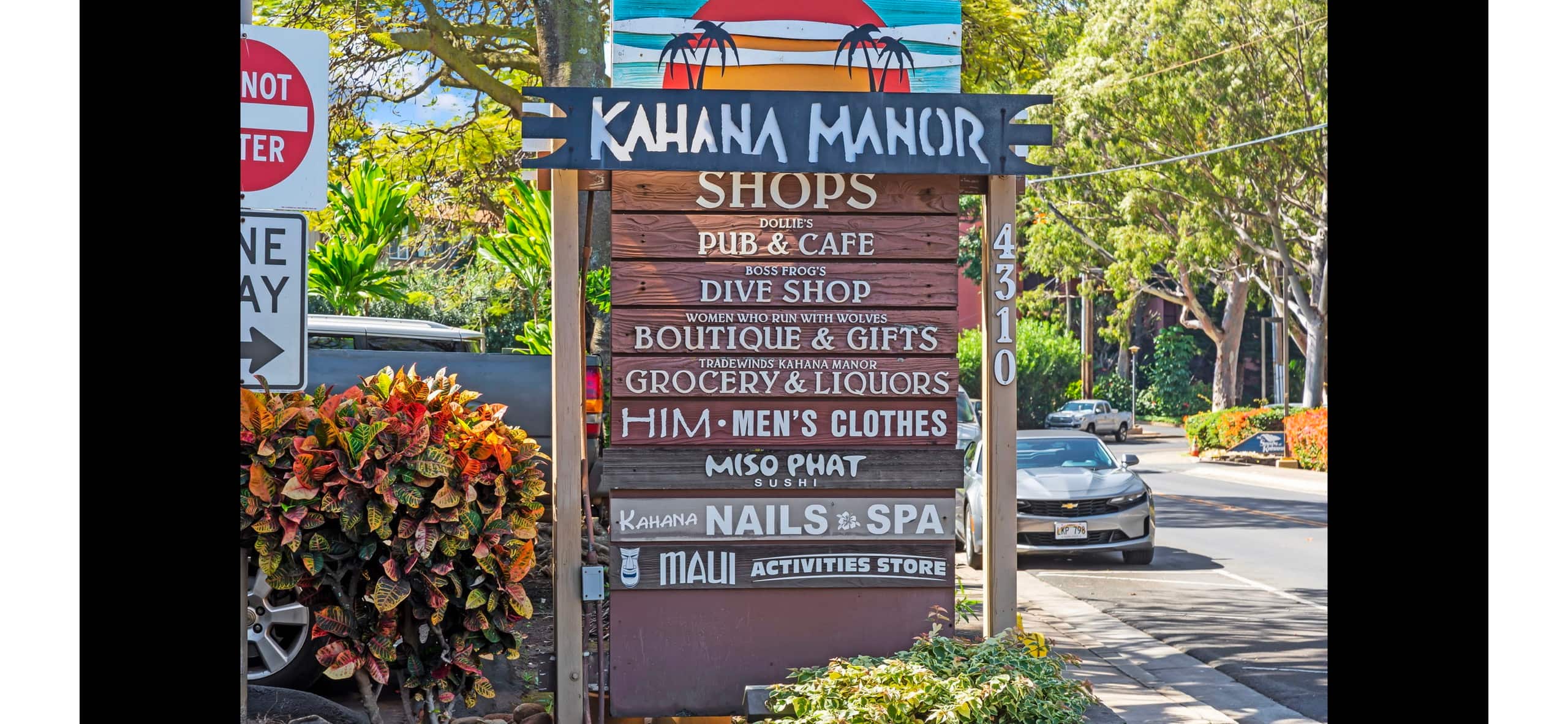Condo in Lahaina · ★4.61 · 2 bedrooms · 3 beds · 2 baths - Image 47