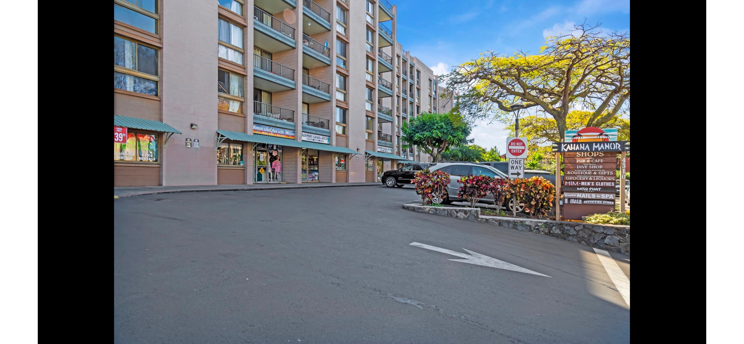 Condo in Lahaina · ★4.61 · 2 bedrooms · 3 beds · 2 baths - Image 49