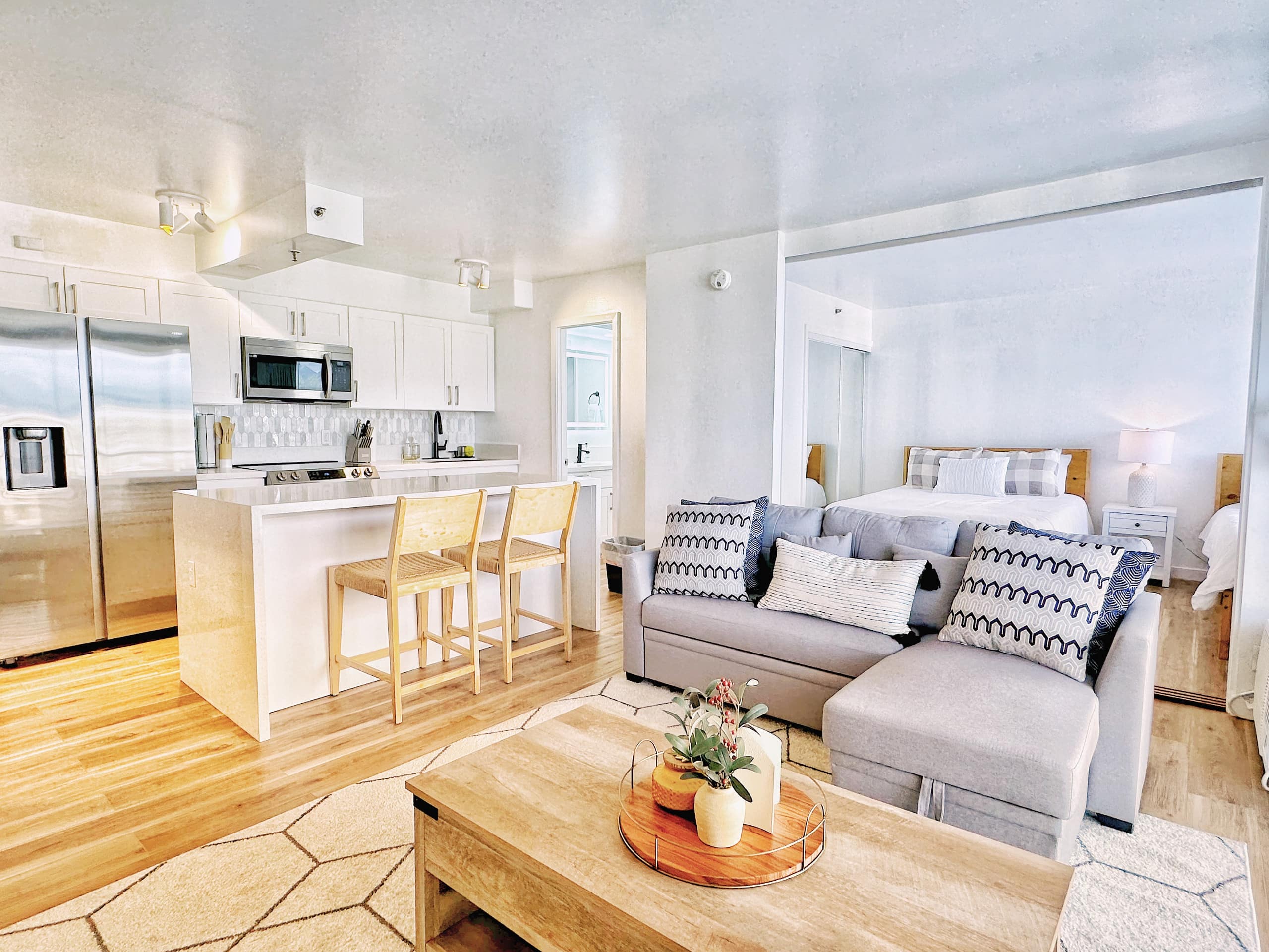 Boutique Style 1bdrm w/Parking - Image 7