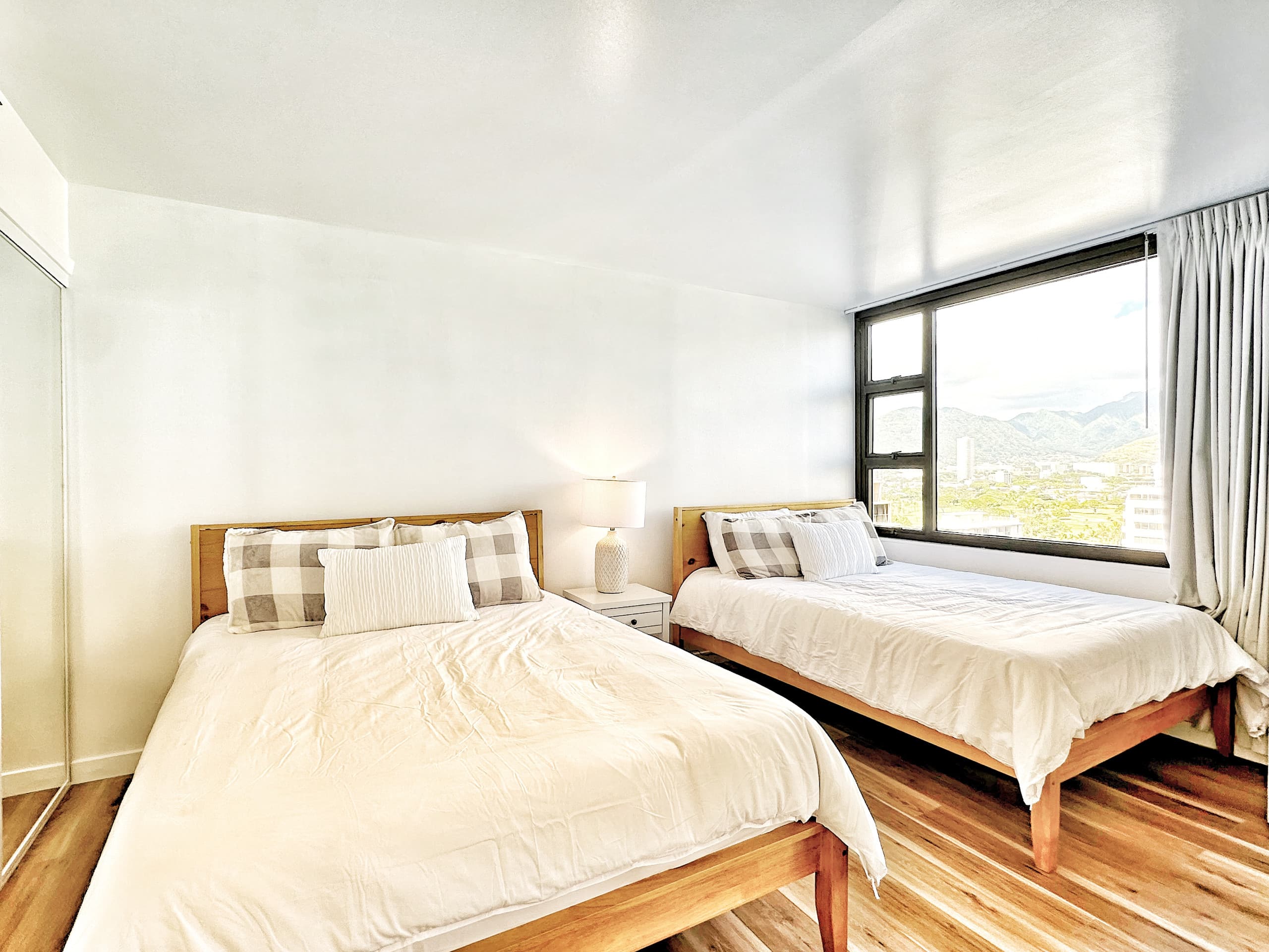 Boutique Style 1bdrm w/Parking - Image 18