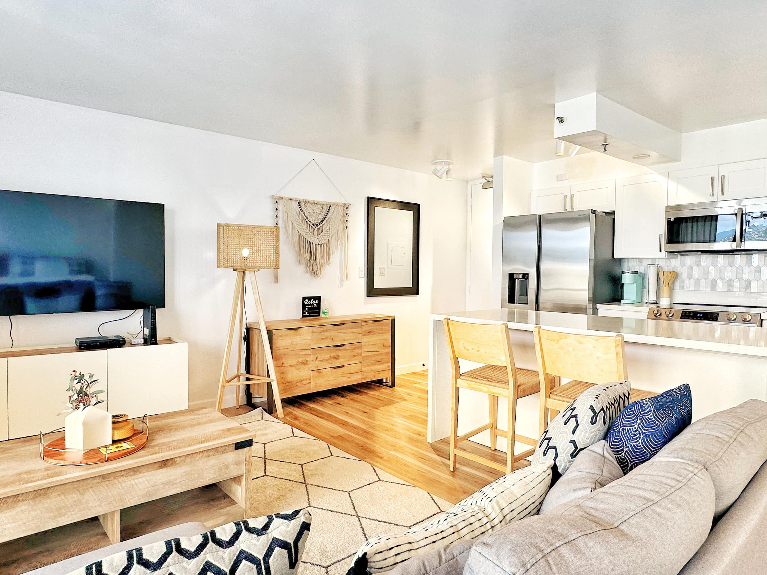 Boutique Style 1bdrm w/Parking - Image 15