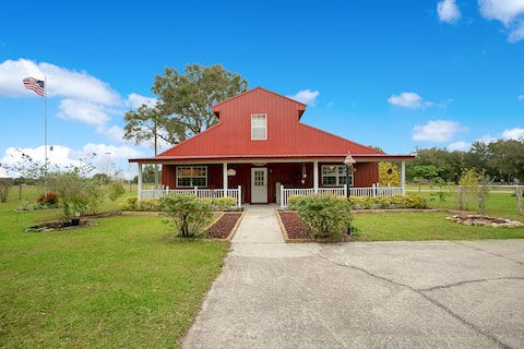 Finca Bella - Unique Farmhouse with Animals