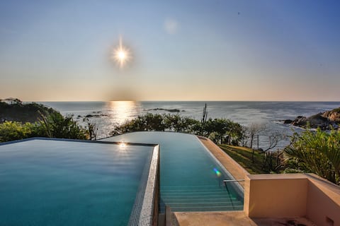 Spacious Cosmo Beach Condo