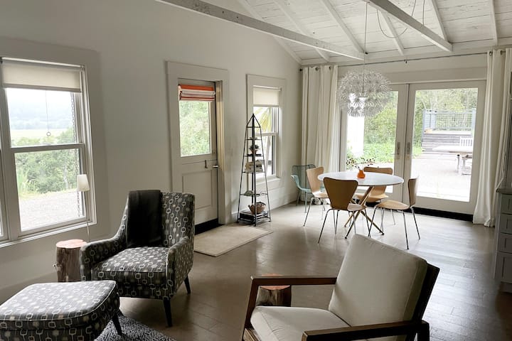 7 Acre Hilltop Compound - Healdsburg, CA