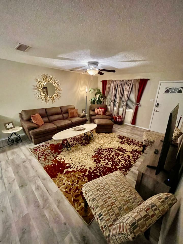 4br Retreat/game Room/king Suite/fenced Yard - Lubbock, TX