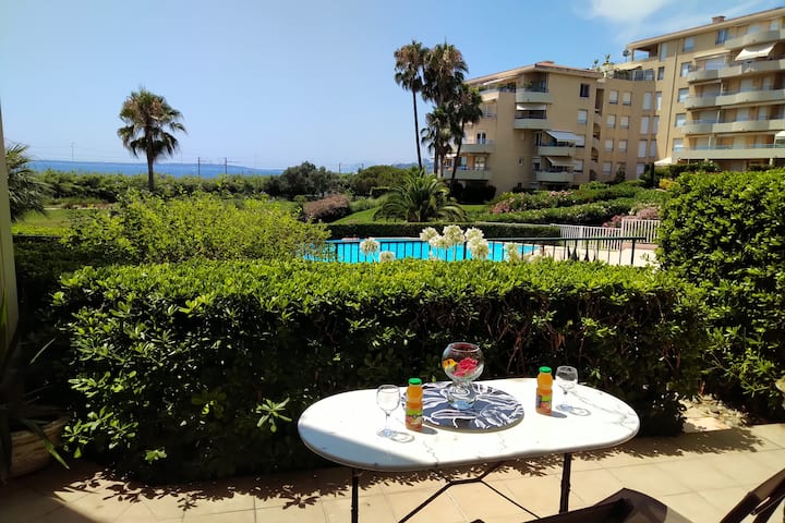 Antibes 4 Personnes Vue Mer Piscine Plage Parking - Biot