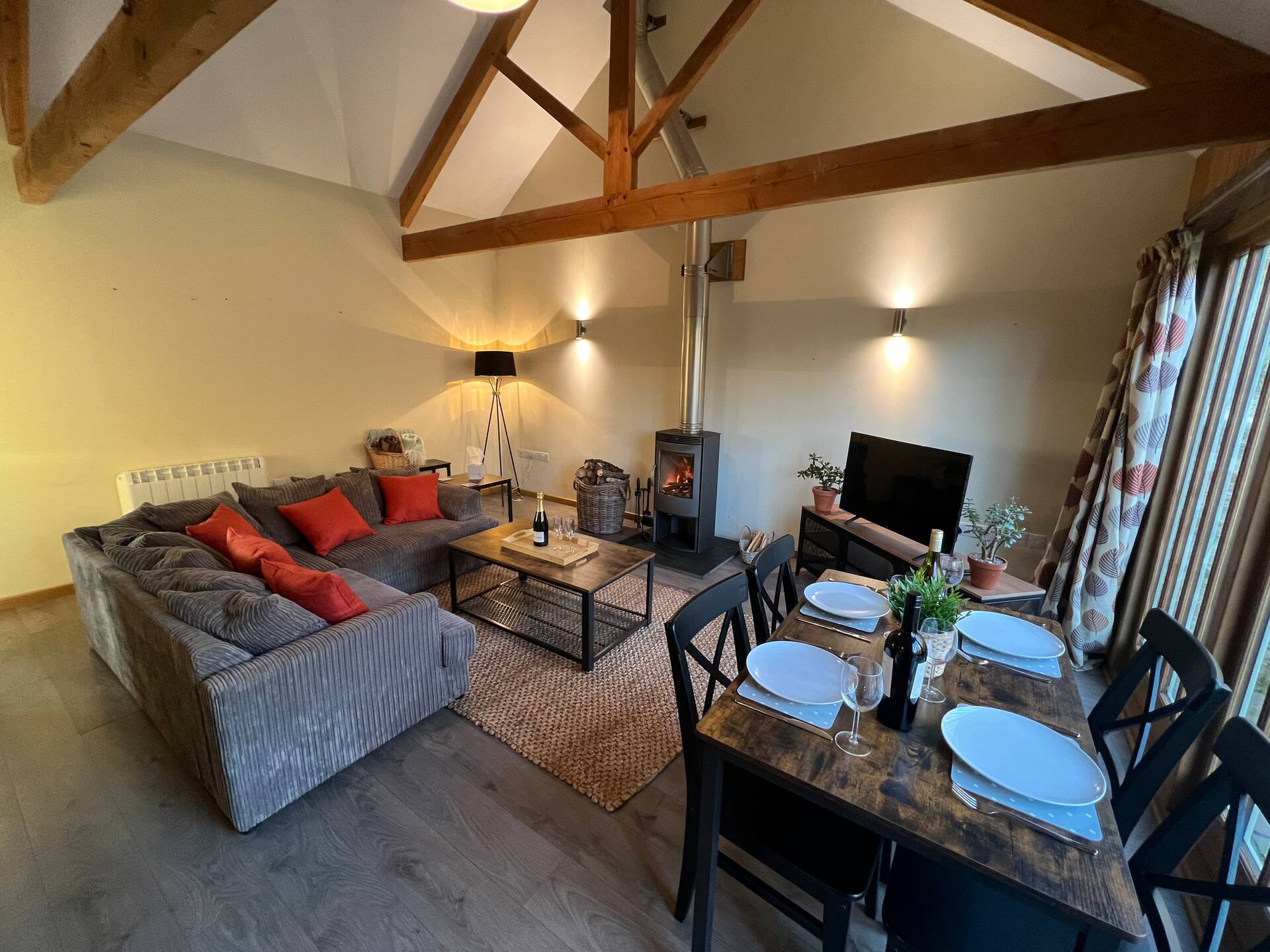 Charming Countryside Cottage — photo 2