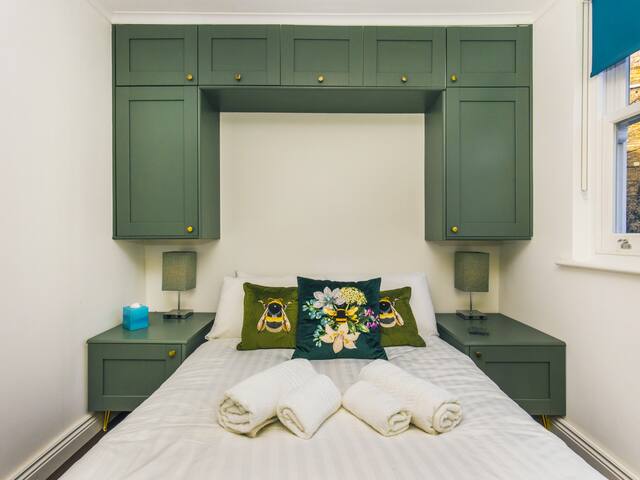 Luxury home with aircon & garden near Notting Hill gallery image 4