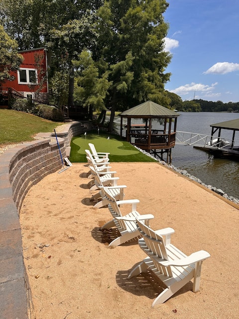 Firefly • Lakefront Estate • Dock + Beach + Kayaks