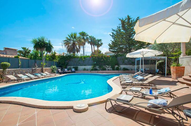 Best Holiday Homes Limited managed Airbnb listing 3