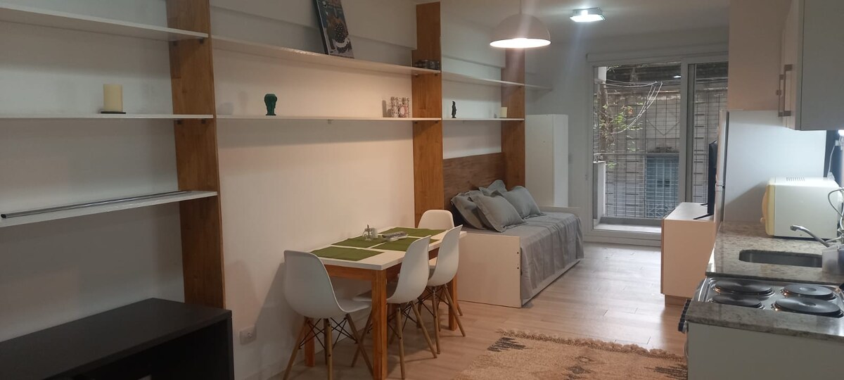 Apartamento de 1 dormitório mobiliado em Almagro