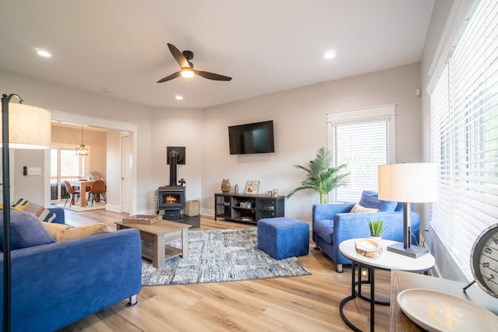Modern German Style - 3 Minutes To Downtown - Helen, GA