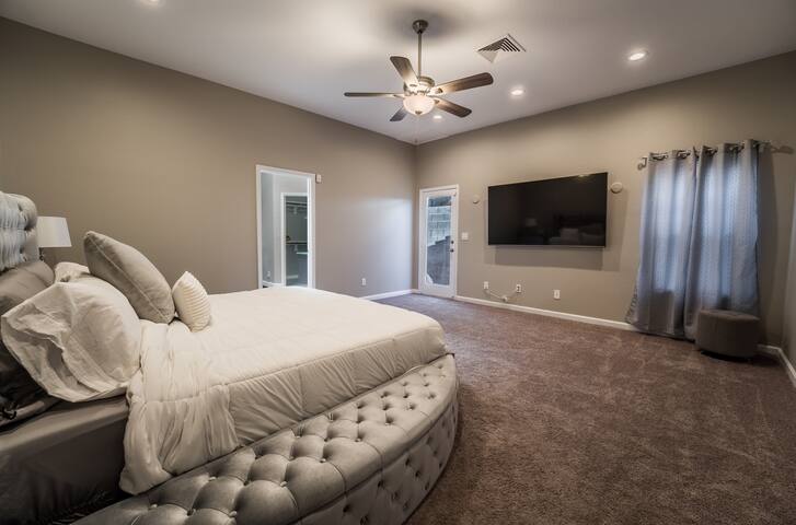 Relaxing Stay at The Lions Den gallery image 5