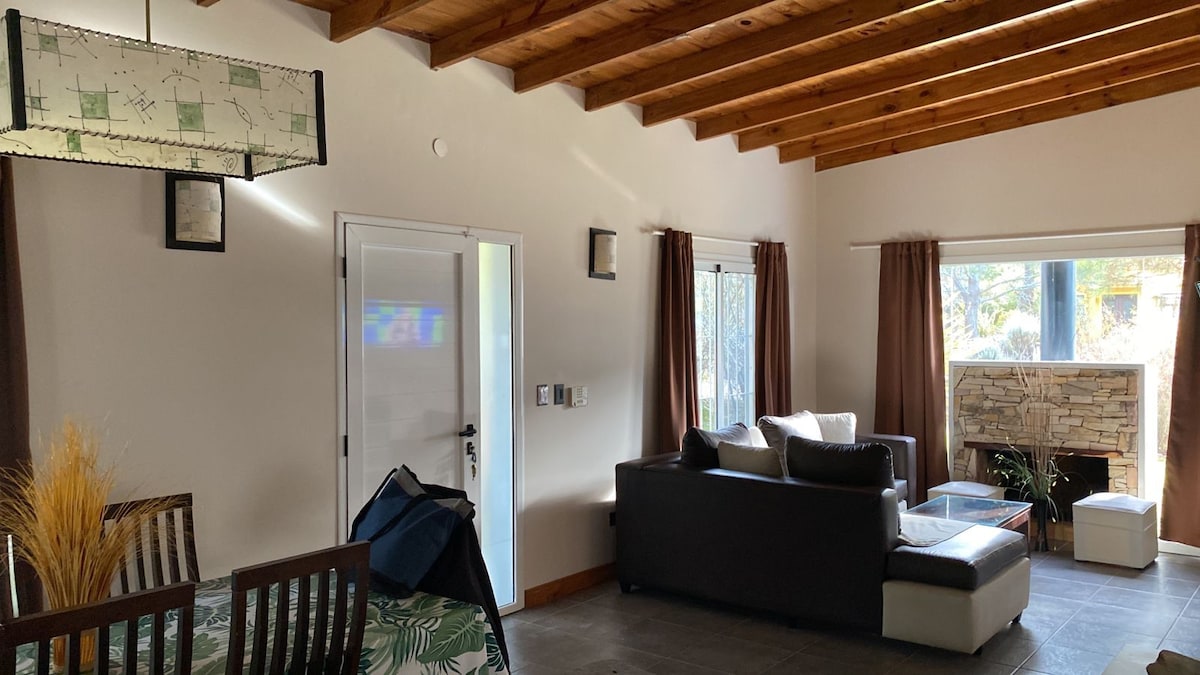 Successful Airbnb property: House for 10 people with a pool in Costa Del Este