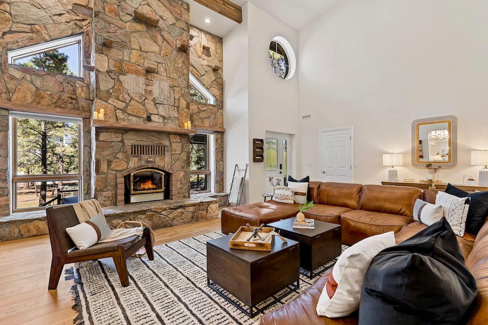 The Flagstaff Retreat, in the ponderosa pines, Flagstaff, Arizona, United States, photo 2 of 10